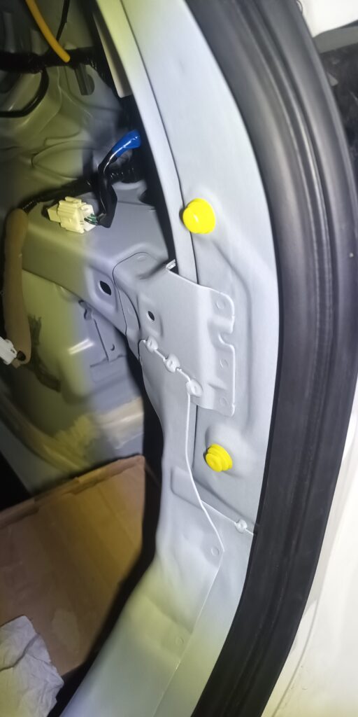 Enrouleur ceinture Mazda CX3 - Tuto